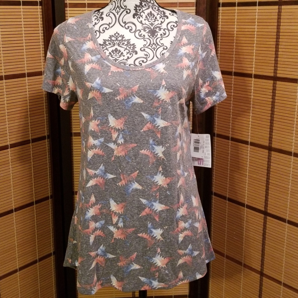 LuLaRoe Classic T
